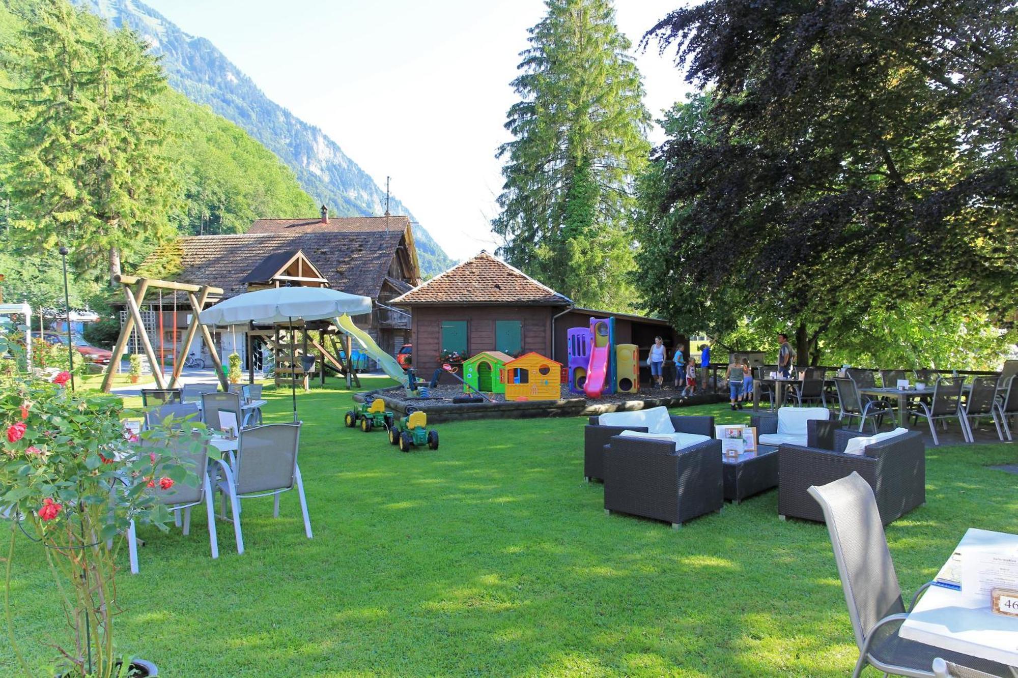 Hotel Bahnhof Giswil Εξωτερικό φωτογραφία