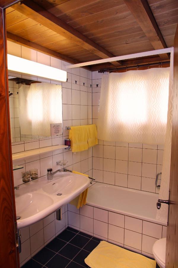 Hotel Bahnhof Giswil Δωμάτιο φωτογραφία